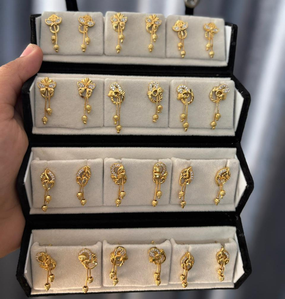 12 Golden Petal Earring With Premium Box
